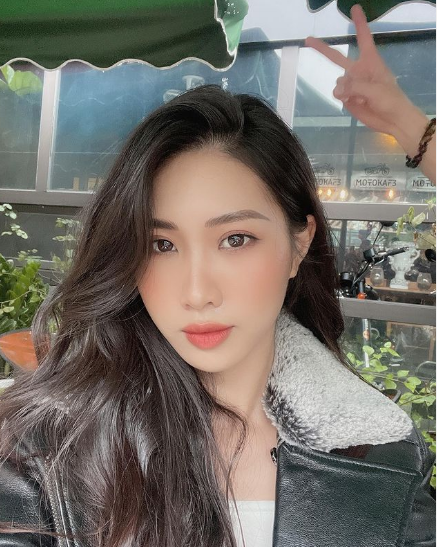 Sở hữu gương mặt đẹp và vóc dáng chuẩn, Ngọc Ánh từng tham gia nhiều cuộc thi nhan sắc như “Miss Áo dài Việt Nam 2018”, “Hoa hậu Việt Nam 2019”.