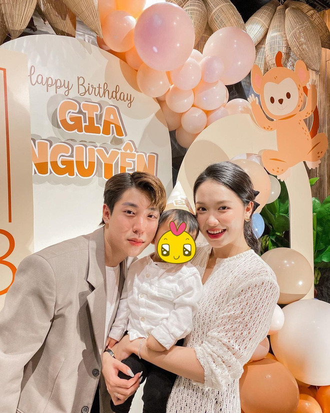 Đến nay, gái xinh đã có em bé đầu lòng rất đáng yêu.