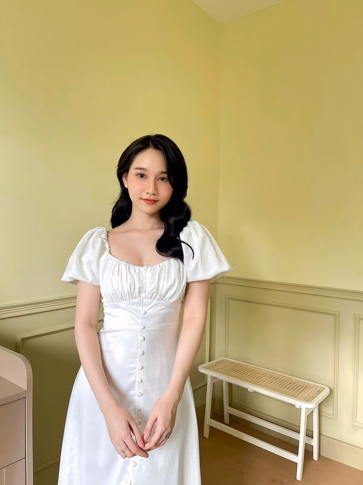 Trên trang cá nhân có hơn 800.000 người theo dõi, hot girl sinh năm 1998 Trúc Anh thường chia sẻ những khoảnh khắc đời thường trong sáng.