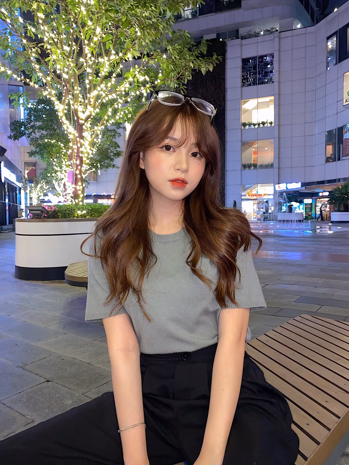 Thời gian gần đây, hot girl Hà thành dần chuyển sang phong cách gợi cảm, cá tính hơn. Ảnh: FBNV