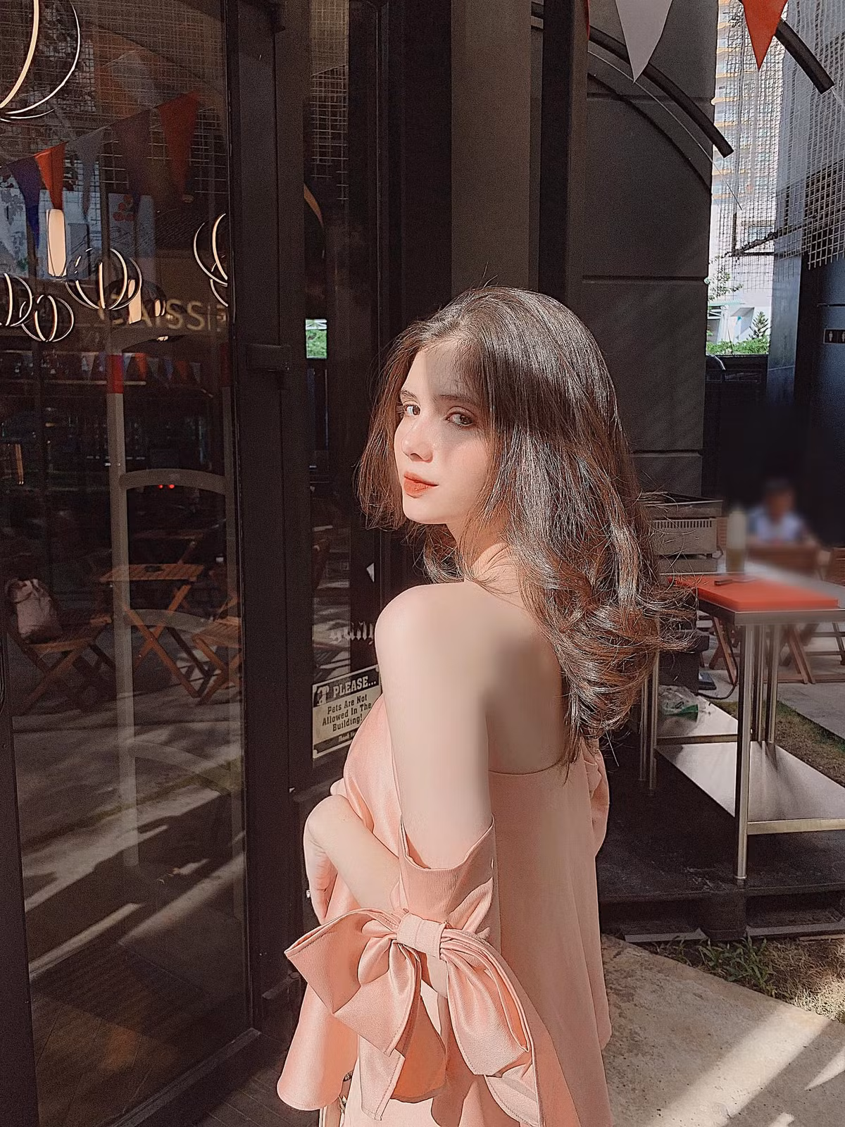 Xuân Mai thường xuyên xuất hiện trên hội chuyên đăng ảnh gái xinh châu Á với những bức ảnh đời thường xinh đẹp.