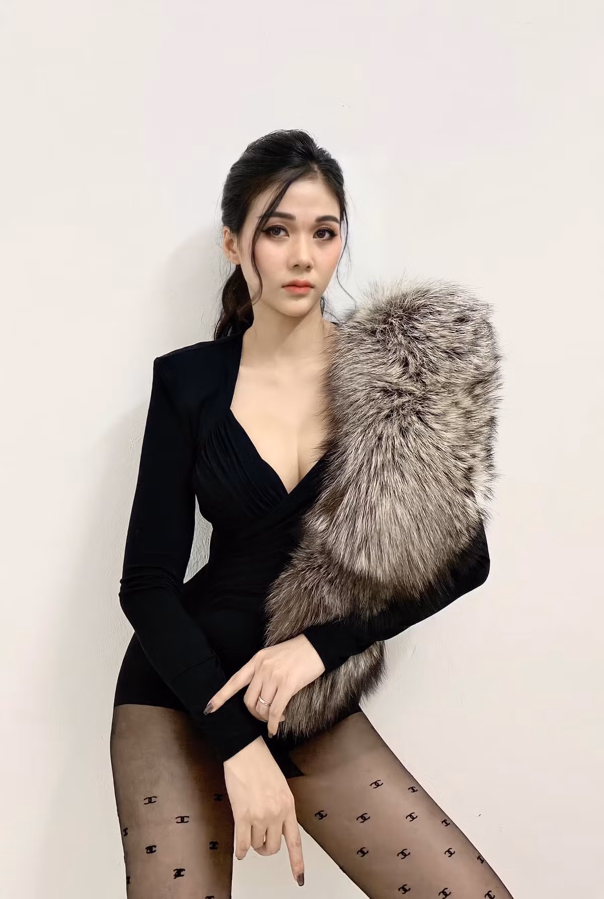 Hà Thị Hương Giang (sinh năm 1992, Phú Thọ) là hot girl Hà thành được biết đến nhiều hơn với nick name Giang Hà.