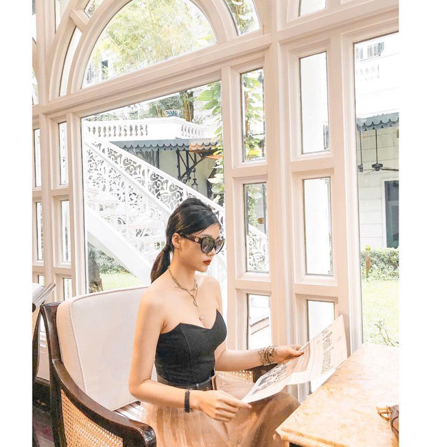 Bà mẹ xinh đẹp đã trải qua nỗi đau trong tình yêu. Ảnh: FBNV