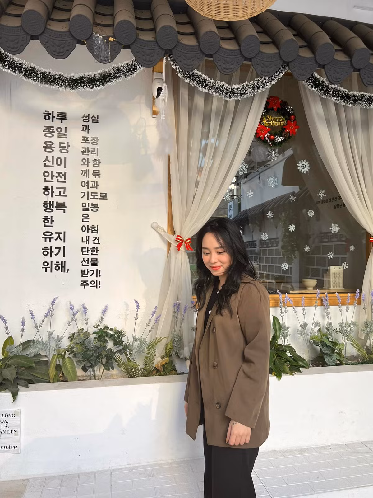 Cặp đôi này cũng nhiều lần xuất hiện trên sóng livestream của nhau và nhận được phản ứng tích cực từ người hâm mộ.