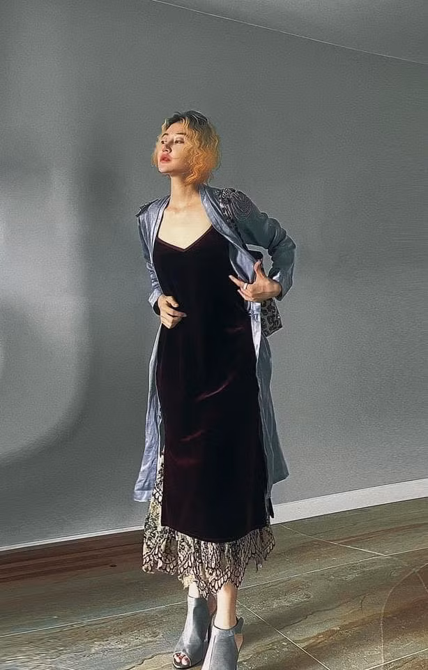 Những bộ ảnh cực chất mà Huyên Huyên thực hiện được cô nàng tham khảo rất nhiều từ phong cách, mix đồ, tạo dáng, chỉnh sửa ảnh,...trên các diễn đàn làm đẹp. Ảnh: Tổng hợp