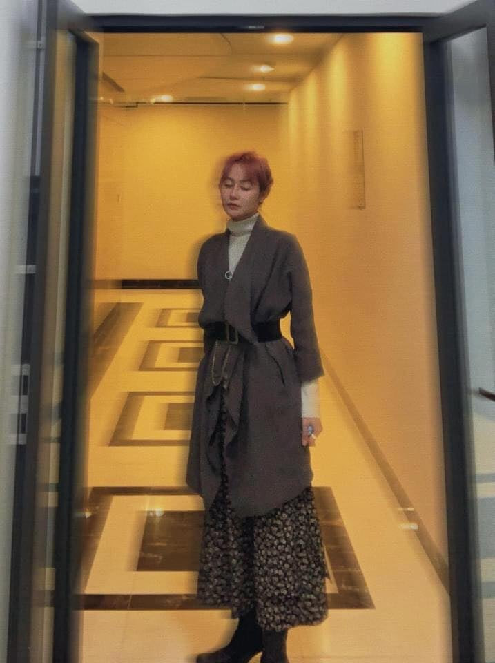 Dù hôn nhân đổ vỡ nhưng mọi người vẫn chúc mừng vì dù sao cô cũng đã có một cuộc đời mới đúng như ý nguyện.