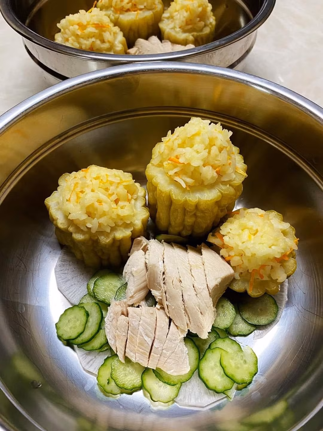 Những tô cơm vừa ngon vừa đẹp mắt do con sen tận tình nấu cho chó cưng đang khiến cả cõi mạng bàn luận xôn xao.