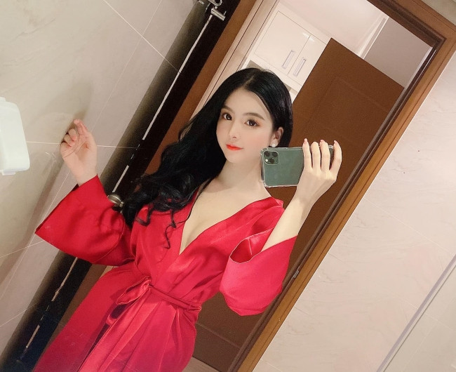 Mặc dù khá im hơi lặng tiếng nhưng Nông Lưu Thảo vẫn được cư dân mạng nhắc tới bởi vẻ ngoài khả ái.