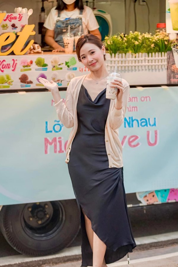 Tuy nhiên, hot girl Midu lại sở hữu thân hình quá mảnh mai, nhiều người thậm chí còn cho rằng cô nàng hơi gầy gò.