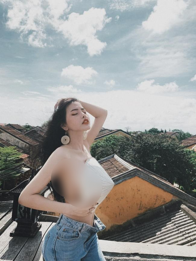 Trần Mai Hương là hot girl Hà thành từng gây tranh cãi với những bức hình, video bán nude ở Hội An.