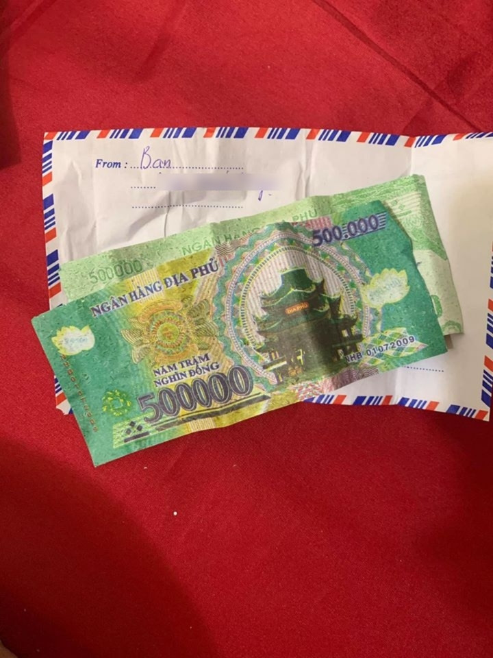 Mừng cưới hẳn 1 triệu đồng, nhưng rất tiếc tiền này không xài được.