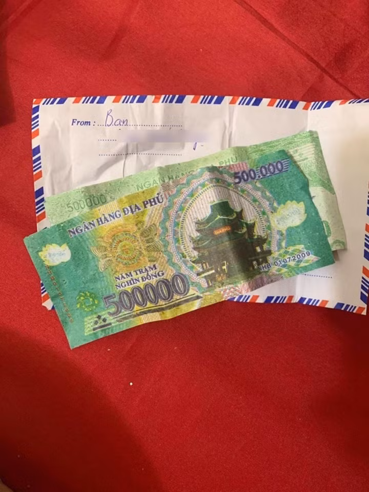 Mừng cưới hẳn 1 triệu đồng, nhưng rất tiếc tiền này không xài được.