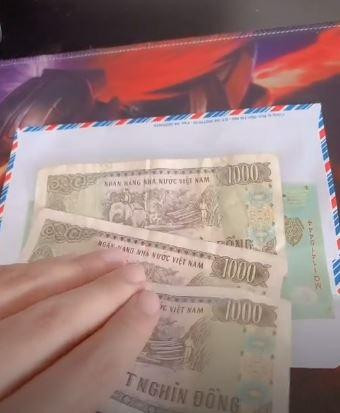 Cô gái tặng bạn trai cũ khi đi lấy vợ số tiền 503 ngàn đồng. Nhiều cư dân mạng đã đưa ra các ý kiến để đoán về số tiền mà chàng trai nhận được.