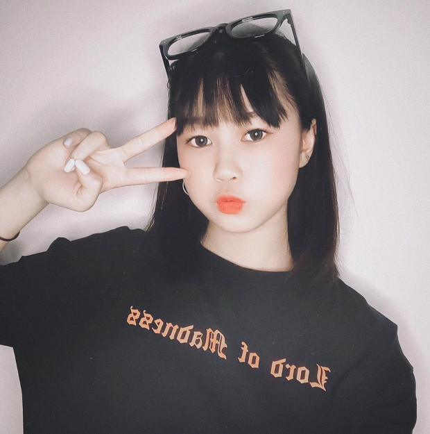 Với sự chào đời của quý tử Sóc, Chi Bé đã chính thức lên chức "mẹ 2 con" ở tuổi 19.