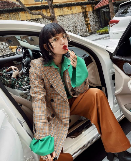 Hình ảnh Châu Bùi gợi cảm mặc bikini không chỉ nổi tiếng trong nước mà còn được báo chí nước ngoài chú ý và ca tụng. Ảnh: IGNV