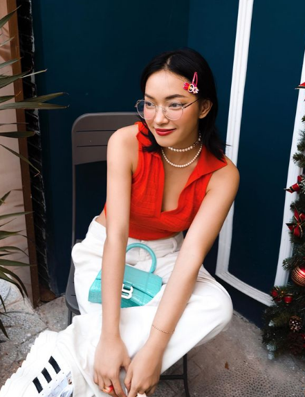 Sau khi chứng kiến sắc vóc ngày càng thăng hạng của Châu Bùi, netizen cho rằng có vẻ như sau khi "sa vào lưới tình" của BinZ thì fashionista này càng nhuận sắc hơn.