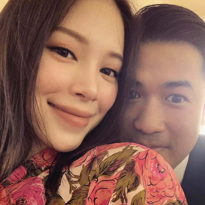 Hiện tại, cả Linh Rin và Phillip Nguyễn đã không còn giấu giếm gì nữa mà đã tự nhiên công khai những khoảnh khắc vui vẻ bên nhau. Ảnh: Tổng hợp