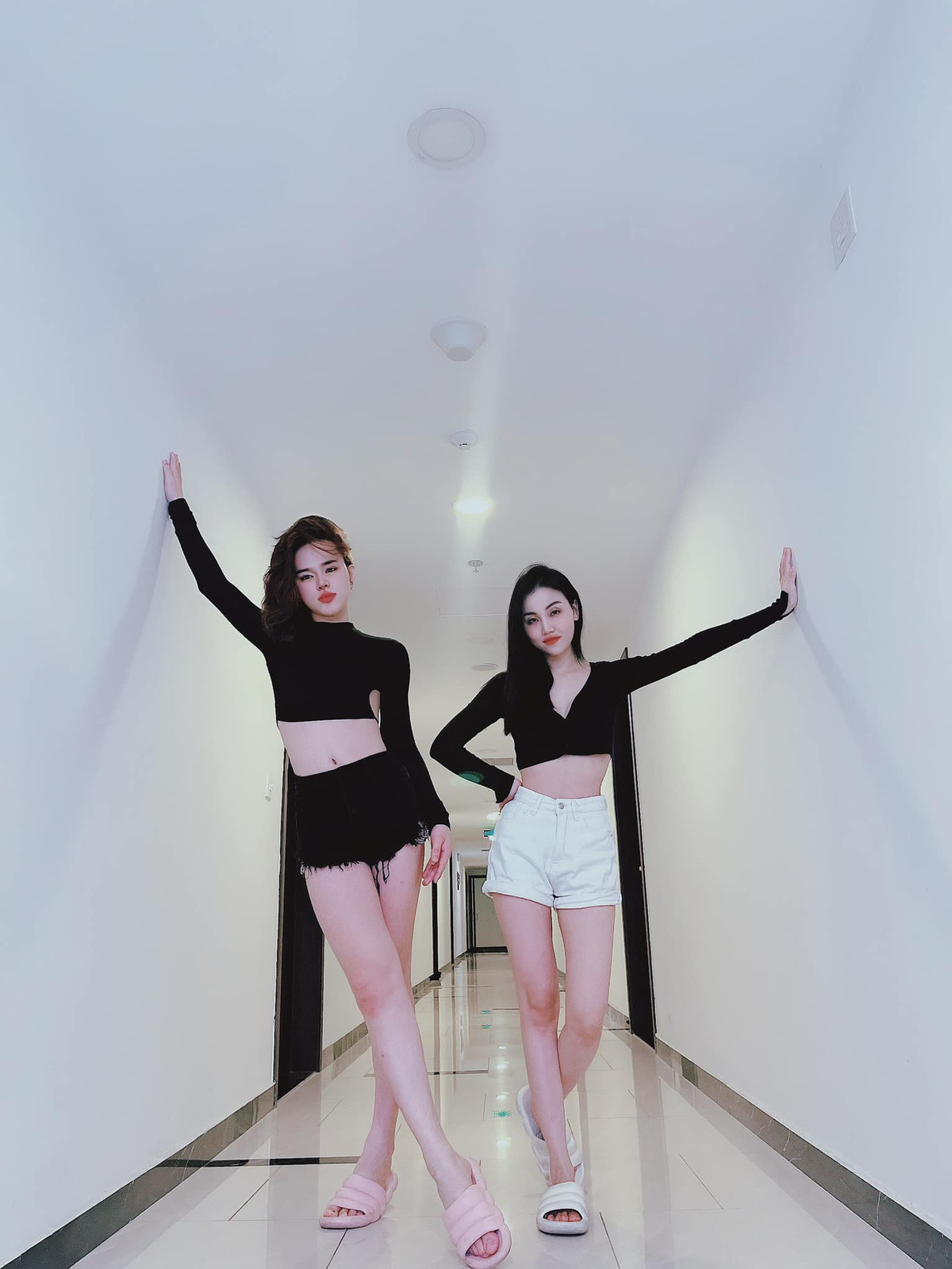 Bài đăng của Trần Đức Bo ngay lập tức gây chú ý, đặc biệt là màn "quay xe" bất ngờ của anh càng khiến cõi mạng phẫn nộ hơn, cho rằng Đức Bo đang kiếm "fame" để nổi tiếng.