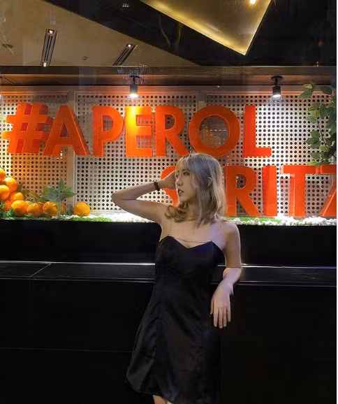 Hết chê bai hàm răng, khuyên nữ nhân viên văn phòng cần đi "niềng lại cái nết", một số cư dân mạng mỉa mai 9X "mặt lưỡi cày", "mặt dài như trái xoài", "cười hở lợi",...