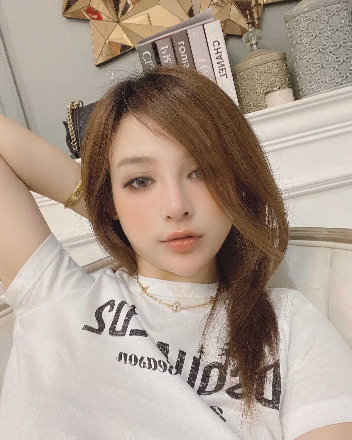 Không chỉ có cuộc sống hôn nhân viên mãn bên người chồng đại gia Huyền Baby còn khiến nhiều người phải e dè vì nhan sắc tường thành lão hóa ngược.