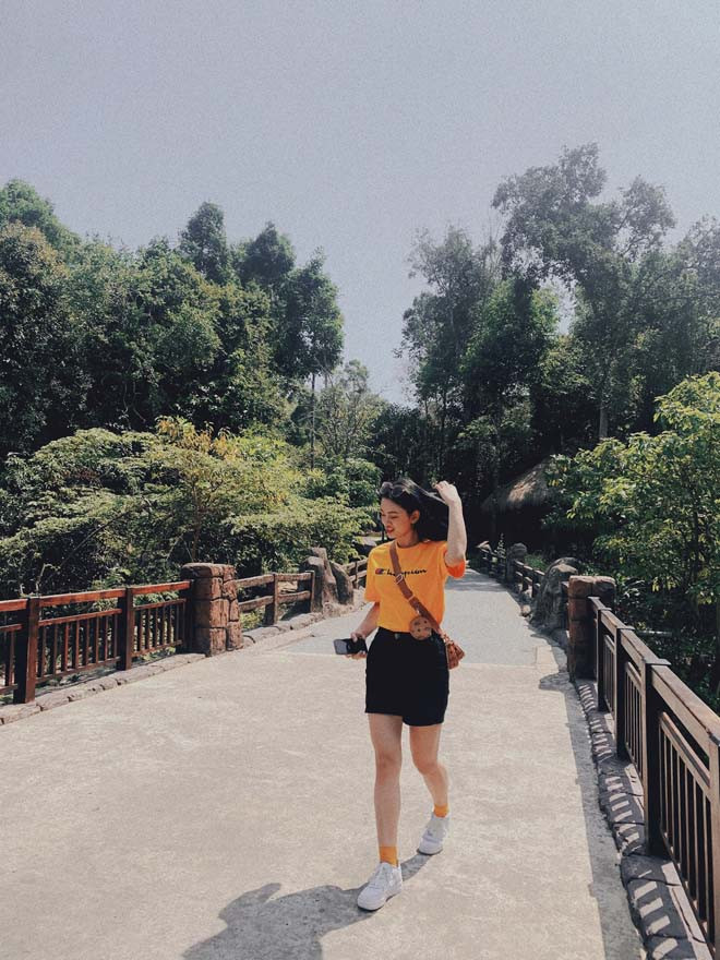 Nữ vận động viên xinh đẹp nổi lên từ giải U19 Đông Nam Á 2016, kể từ đó, Hoài liên tục góp mặt ở các cấp độ đội tuyển quốc gia, cùng đội gặt hái được nhiều thành tích quốc tế. Ảnh: Tổng hợp