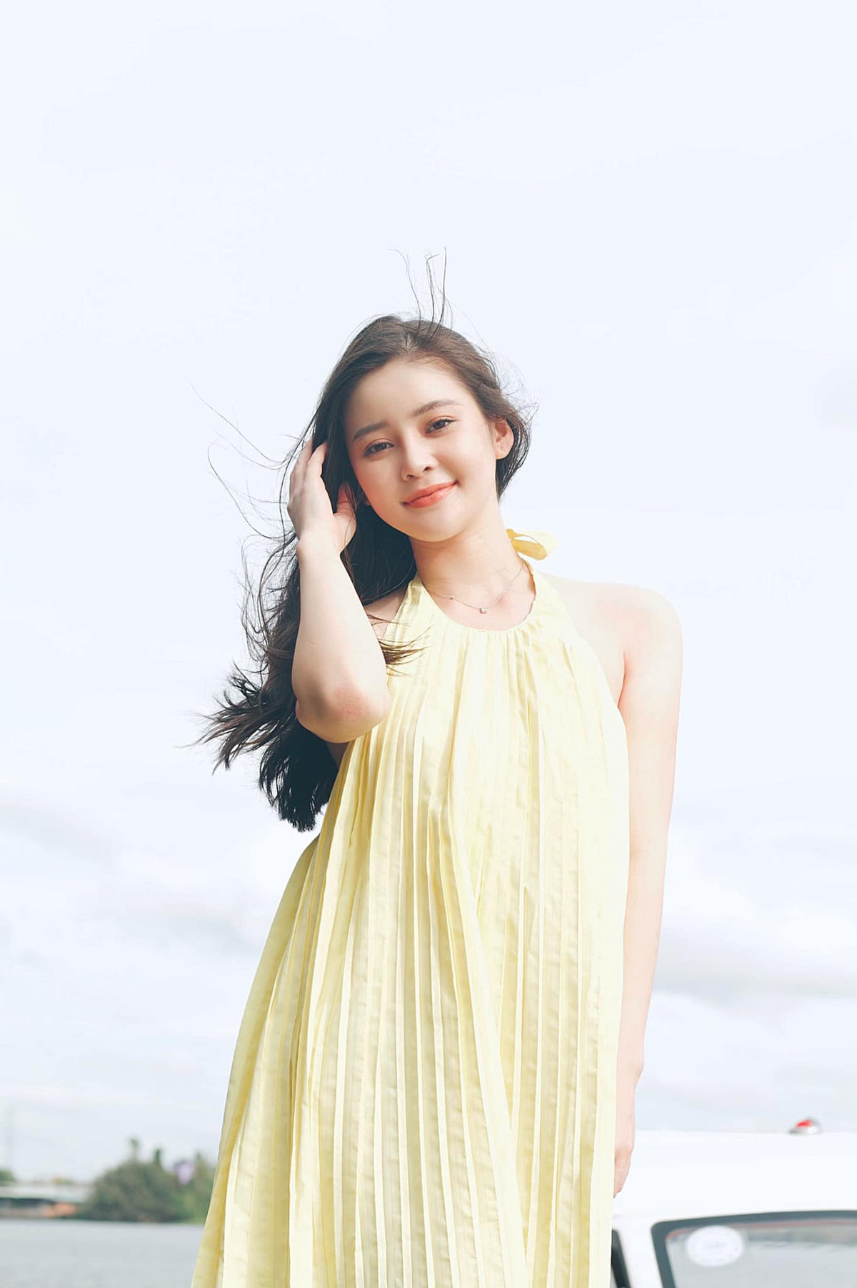 Các kiểu váy bodycon ôm sát được Thảo Nguyên tận dụng triệt để nhằm khoe vóc dáng.