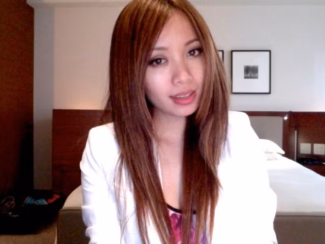 Để có được sự nghiệp tươi sáng, chuyên gia trang điểm gốc Việt đã chấp nhận một cuộc sống chỉ gắn bó với công việc. Cô không có thời gian rảnh để vui chơi cùng bạn bè. Cô cũng khẳng định, nếu bản thân không thực sự yêu công việc mà mình đang làm thì khi vấp phải trở ngại, người ta sẽ dễ dàng từ bỏ.