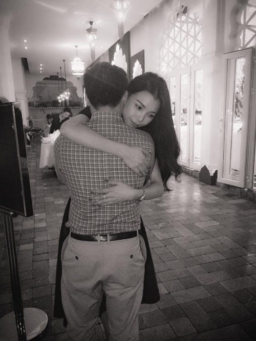 Theo tiết lộ của người mẫu này, bạn trai của cô và bạn trai Ngọc Trinh là bạn kinh doanh. Cả hai thường xuyên đi du lịch ở nhiều nơi.