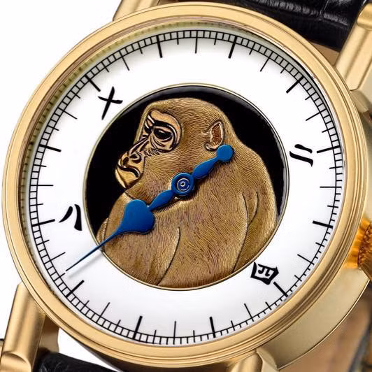 Điểm độc đáo tiếp theo là chiếc đồng hồ tối giản hóa khi chỉ trang bị duy nhất một cây kim cùng biểu thị thời gian phút và giờ.