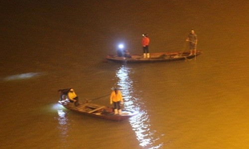 Thay thi the bac sy nhay cau Ben Thuy tu tu dau nam moi