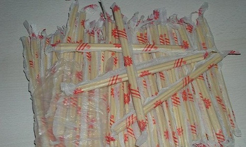 Cuc ATTP len tieng ve dua dung mot lan nhiem doc