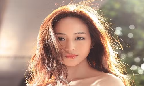 Học vấn lừng lẫy nhưng Quân Ninh lại theo nghệ thuật.