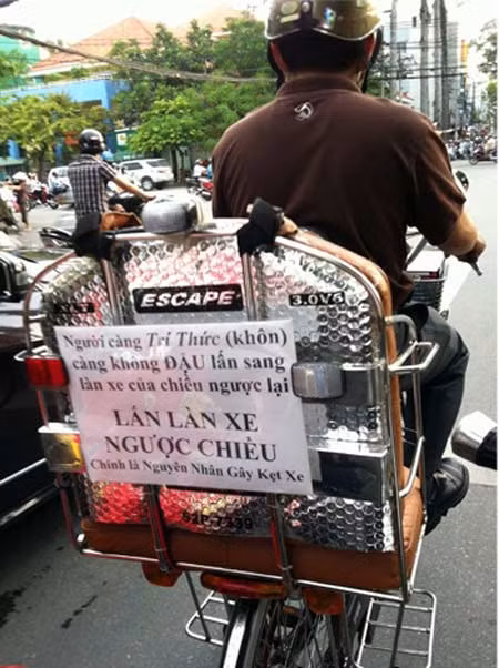 Một tấm biển nhắc nhở độc đáo.