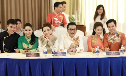 Dan sao khung hoi ngo trong chuong trinh Tai tu tranh tai