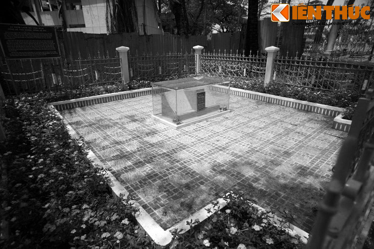 Sau năm 1954, ông tích cực tham gia phong trào yêu nước, phản đối chính quyền tay sai ở miền Nam Việt Nam và từng bị giam giữ, quản thúc. Cho đến cuối đời, ông vẫn giữ mối liên hệ với cách mạng, thường xuyên phổ biến các văn kiện của Mặt trận Dân tộc Giải phóng ở Sài Gòn.