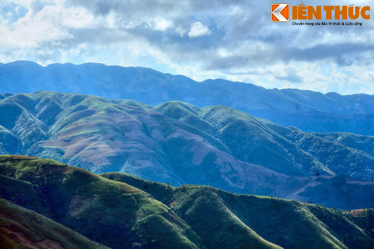 Cách đặt tên như vậy thể hiện tầm nhìn chiến lược của vua Nguyễn về vùng đất Điện Biên. Đây là nơi có thung lũng Mường Thanh – vùng đất bằng phẳng rộng nhất Tây Bắc, xung quanh được bao bọc bởi những dải đồi núi trùng trùng điệp điệp.