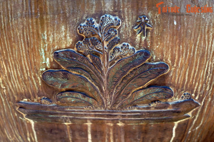 Nghị đỉnh, chiếc đỉnh thứ 5 có hình tượng "Giới" (khác với chữ "Giới" chỉ cây kiệu) là cây rau cải, loài rau được trồng phổ biến, dùng để chế biến nhiều món ăn khác nhau. Món quan trọng nhất dùng rau cải làm nguyên liệu là dưa muối - món ăn được coi là "quốc hồn quốc túy" của người Việt.