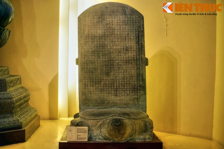 Được bảo quản và trưng bày tại Bảo tàng Lịch sử quốc gia Việt Nam, bia Linh Xứng là một hiện vật quý giá có liên quan đến danh tướng Lý Thường Kiệt (1019-1105), vị anh hùng dân tộc trong lịch sử Việt Nam.