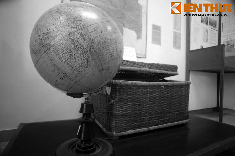 Ngược dòng thời gian, tháng 7/1891, Alexandre Yersin khi ấy 28 tuổi đã lần đầu đến Nha Trang và bị mảnh đất tuyệt đẹp này lôi cuốn. Năm 1894, sau khi tìm ra vi khuẩn dịch hạch tại Hồng Kông, ông về định cư ở Nha Trang. Khi ấy, ông không nghĩ nơi này sẽ trở thành một “chiến trường”.