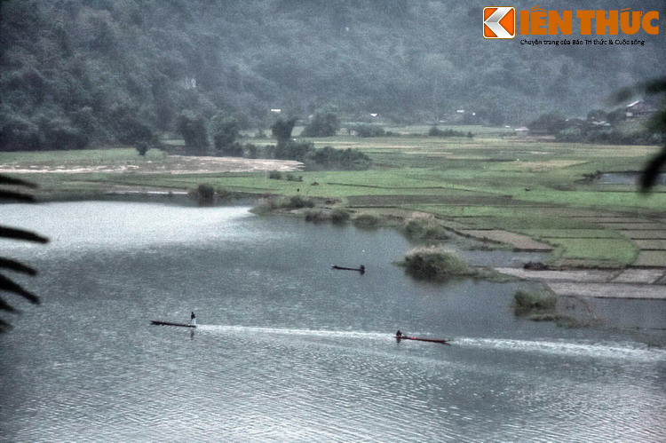 Có lẽ cách viết chữ "Kạn" này được thừa hưởng từ lối viết chữ quốc ngữ của người Việt đầu thế kỷ 20, khi chữ “K” thường được dùng thay chữ “C”.