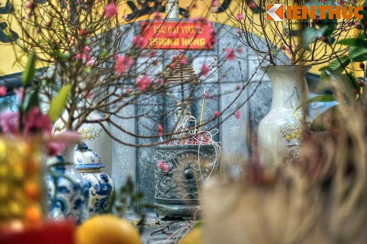 Vào dịp kỷ niệm 1000 năm Thăng Long – Hà Nội, lăng mộ và đền thờ Bố Cái Đại Vương – Phùng Hưng đã được tái dựng trên diện tích 400 mét vuông. Kể từ đó, hoạt động thờ tự đã được nối lại ở nơi đây.