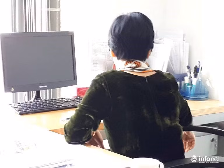 Bà Nguyễn Kiều Vân - Chủ tịch Hội đồng quản trị Công ty Vinaenco tránh mặt khi khách hàng đặt loạt câu hỏi. Ảnh: Minh Thư