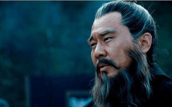 Nhờ những lần châm cứu của Hoa Đà, bệnh đau đầu của Tào Tháo giảm hẳn nhưng không chữa được tận gốc. Về sau, chính Tào Tháo là người khiến Hoa Đà mất mạng.