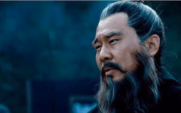 Nhờ những lần châm cứu của Hoa Đà, bệnh đau đầu của Tào Tháo giảm hẳn nhưng không chữa được tận gốc. Về sau, chính Tào Tháo là người khiến Hoa Đà mất mạng.