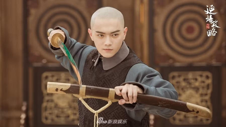 Thông qua việc làm này, họ có thể dễ dàng thăng tiến trong sự nghiệp và được hoàng đế tin tưởng, trọng dụng cả gia tộc.