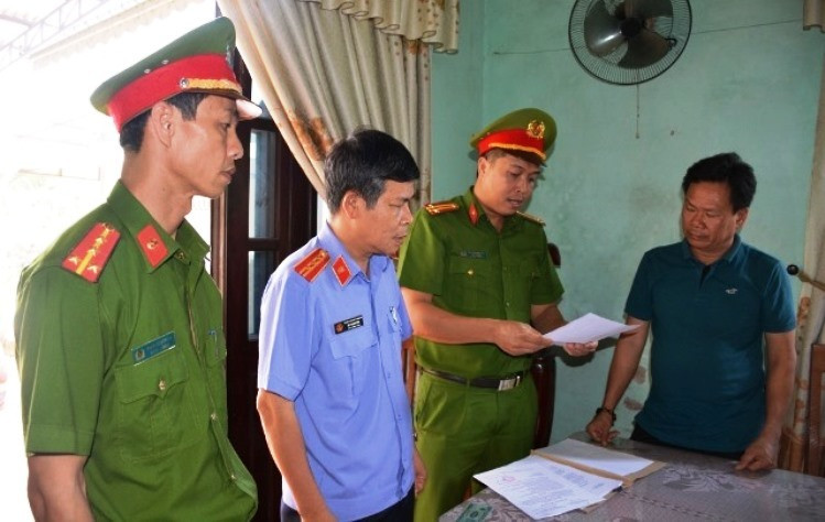 Khoi to Chu tich phuong va Truong phong Tai nguyen thi xa o Quang Nam-Hinh-2