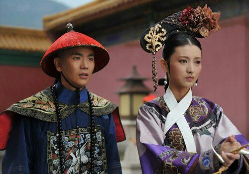 Quan lại đại thần, vương tôn quý tộc không được phép tùy tiện vào cung, gặp gỡ các phi tần nếu không có lệnh của hoàng đế.