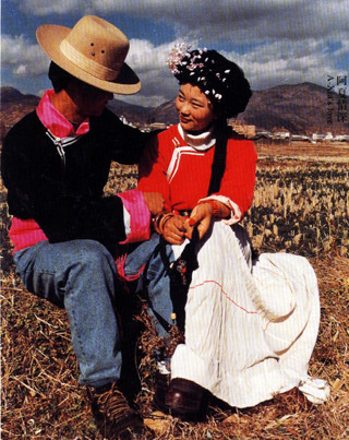 Đàn ông hoàn toàn phục tùng mọi quyết định của phụ nữ mà không có bất cứ hành động phản đối nào.