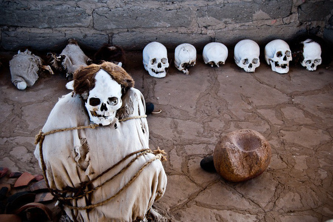 Trải qua nhiều thế kỷ, những bộ hài cốt ở nghĩa địa cổ Chauchilla còn gần như nguyên vẹn, thậm chí có bộ hài cốt còn nguyên tóc.