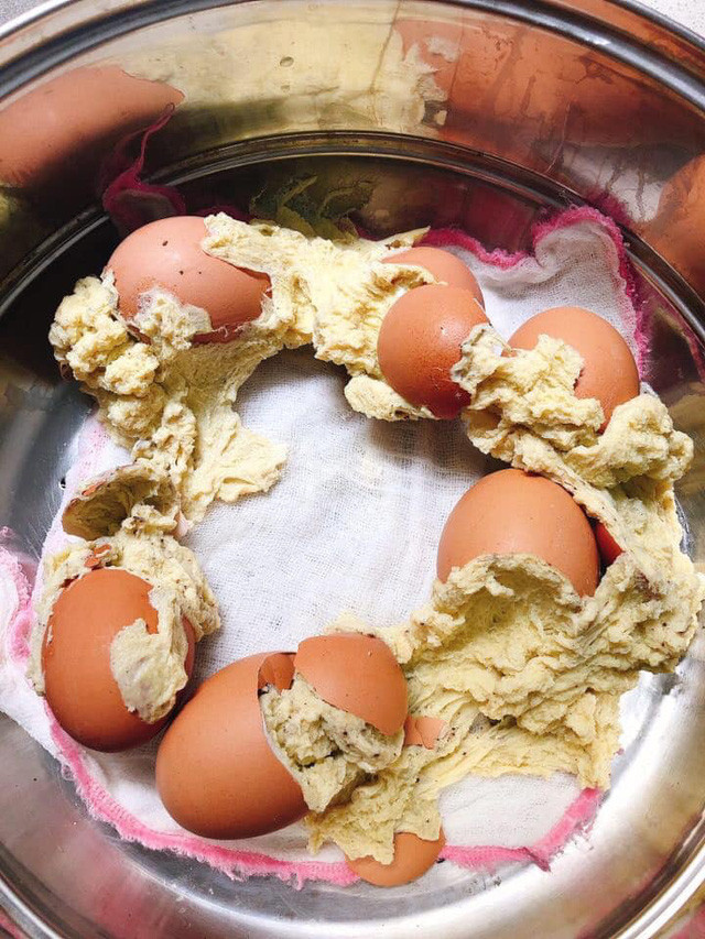 Trứng gà nướng (Nguồn ảnh: Cúc Chi)